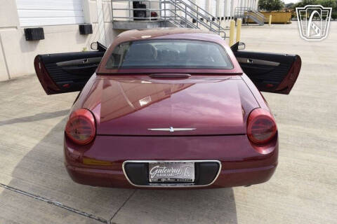 2004 Ford Thunderbird Deluxe