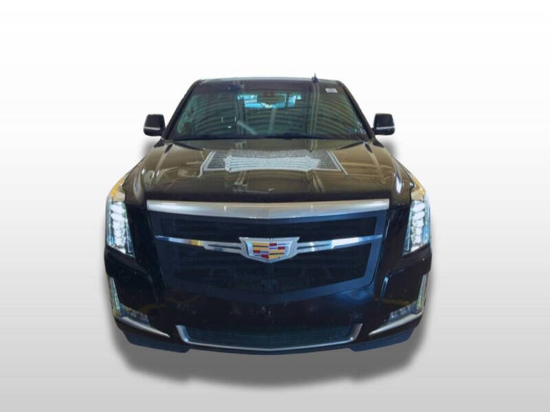 2019 Cadillac Escalade Standard