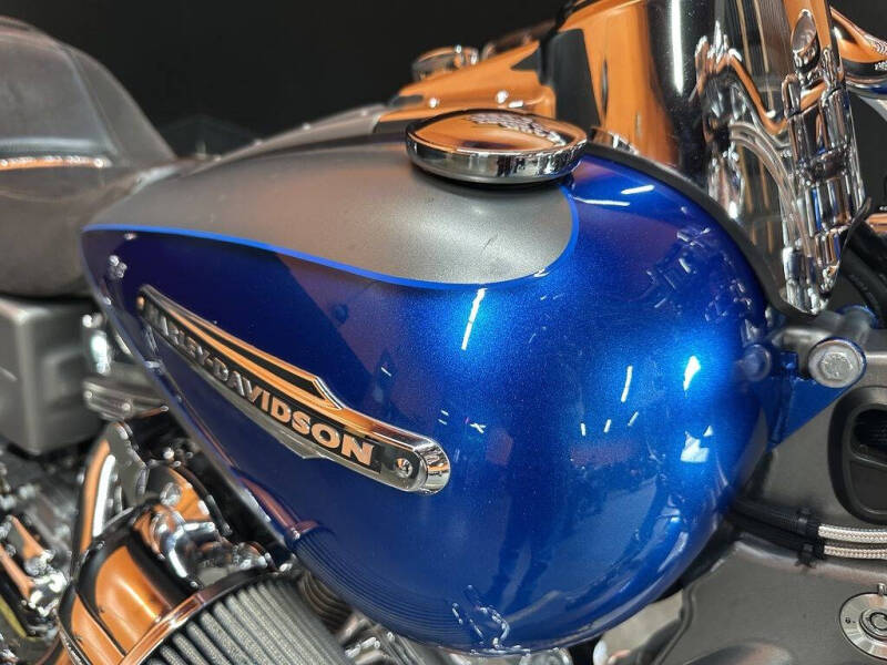 2009 Harley-Davidson® FXDFSE - CVO™ Fat Bob
