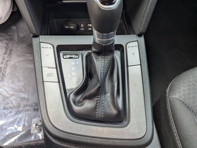 2017 Hyundai Elantra Value Edition