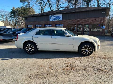 2010 Chrysler 300 for sale at OnPoint Auto Sales LLC in Plaistow NH