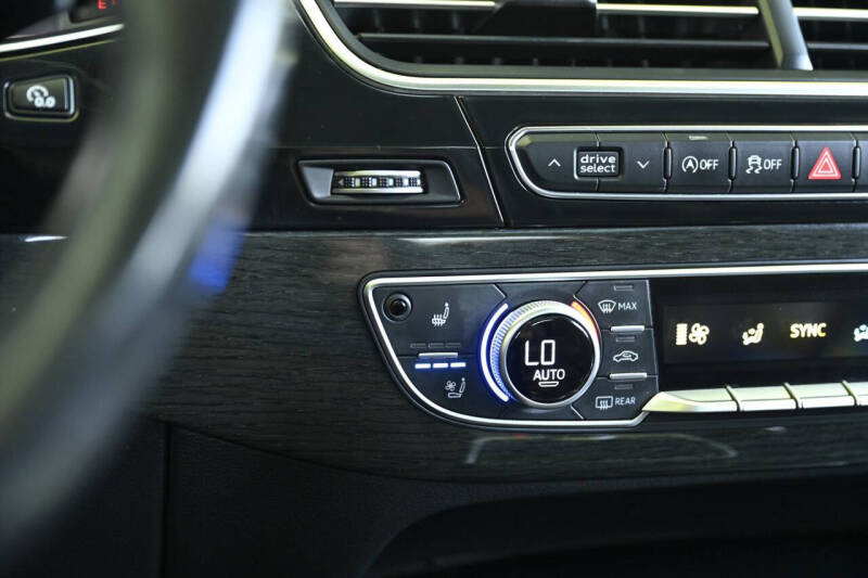 2017 Audi Q7 3.0T quattro Premium Plus