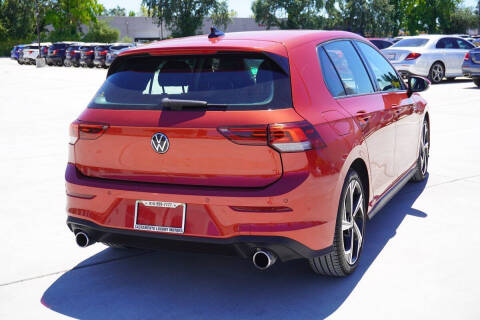 2025 Volkswagen Golf GTI SE
