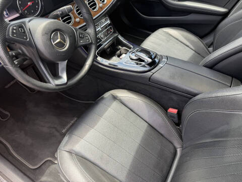 2017 Mercedes-Benz E-Class E 300 4MATIC