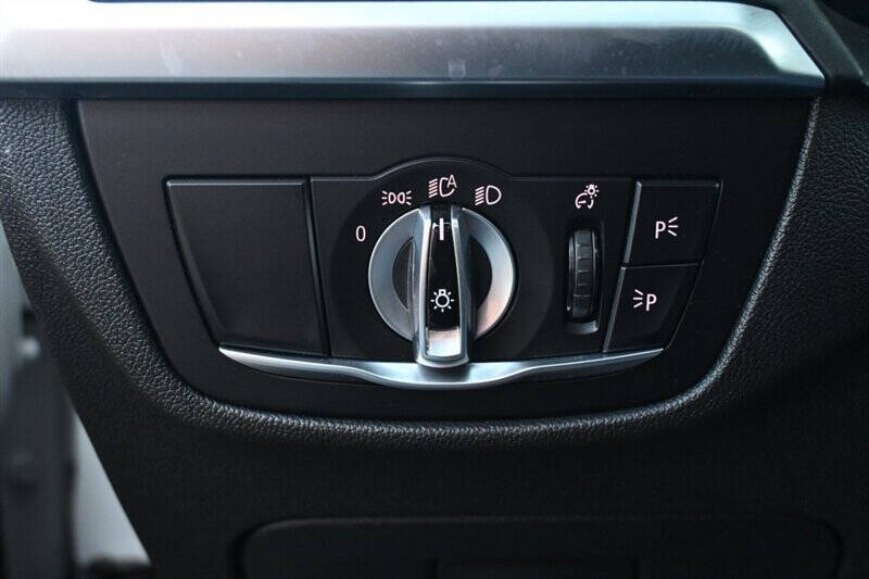 2023 BMW X4 xDrive30i