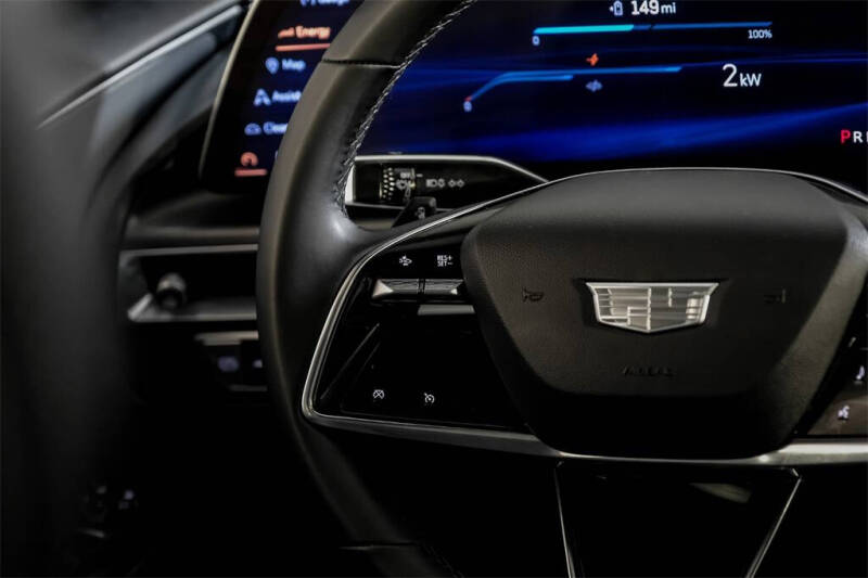 2024 Cadillac LYRIQ Tech