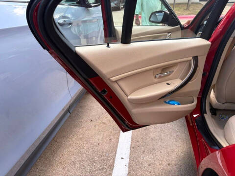 2013 BMW 3 Series 328i