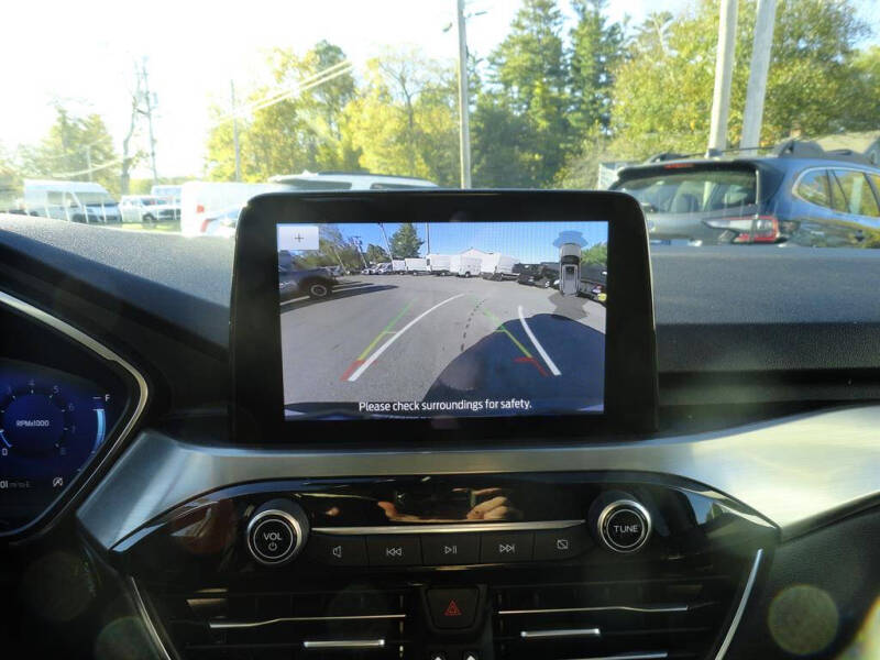 2021 Ford Escape Titanium