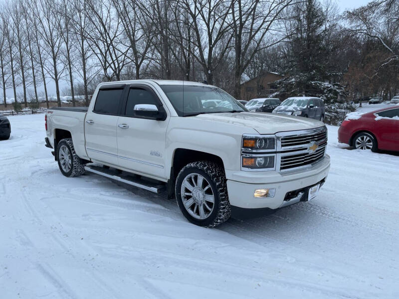 2014 Chevrolet Silverado 1500 High Country photo 2