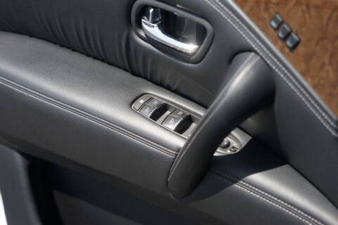 2017 Infiniti QX80