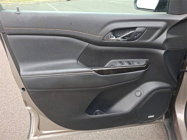 2022 GMC Terrain AT4