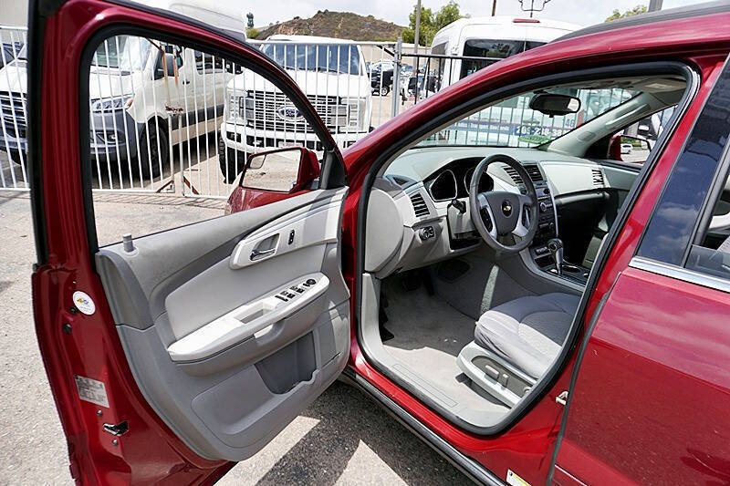2011 Chevrolet Traverse LT