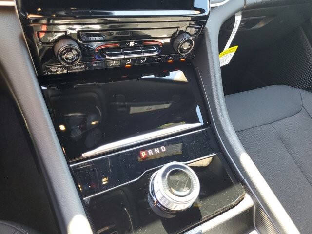 2024 Jeep Grand Cherokee Laredo X