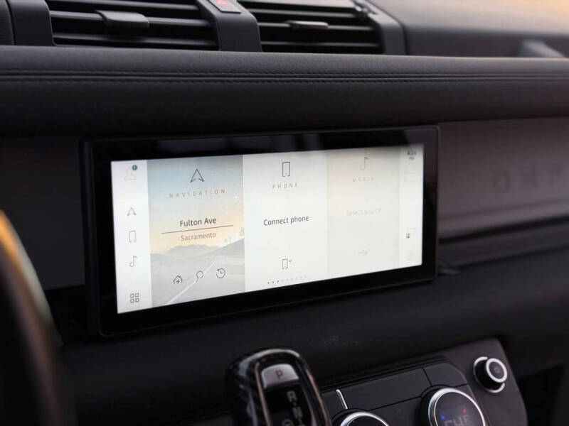 2021 Land Rover Defender 110 S