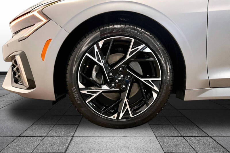 2025 Kia K5