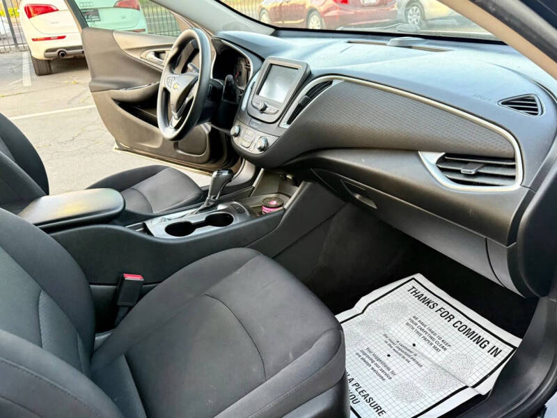 2017 Chevrolet Malibu LS