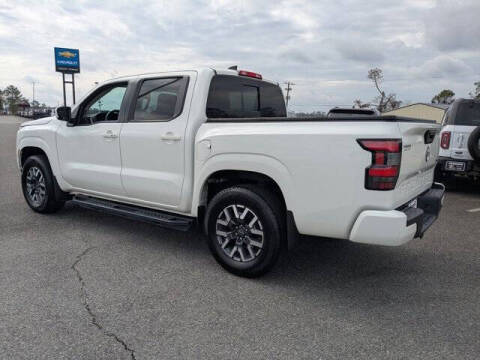 2024 Nissan Frontier SL