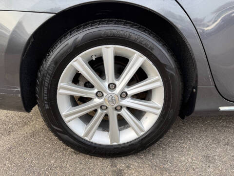 2012 Toyota Camry Hybrid XLE