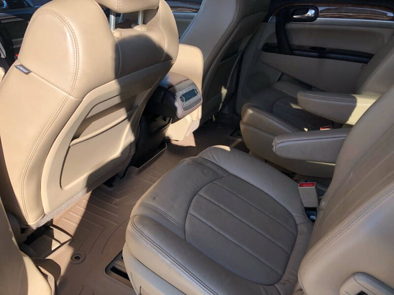 2011 Buick Enclave CXL-1's photo