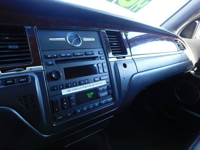 2007 Lincoln Town Car Executive