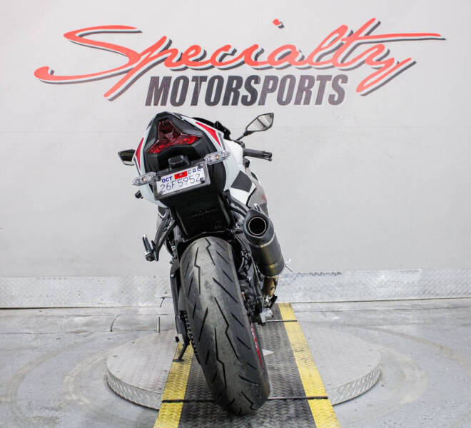 2024 Kawasaki Ninja ZX-6R ABS