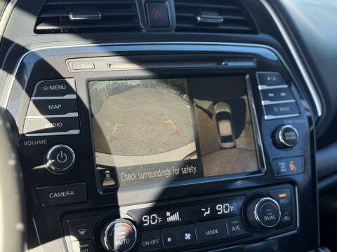 2019 Nissan Maxima Platinum