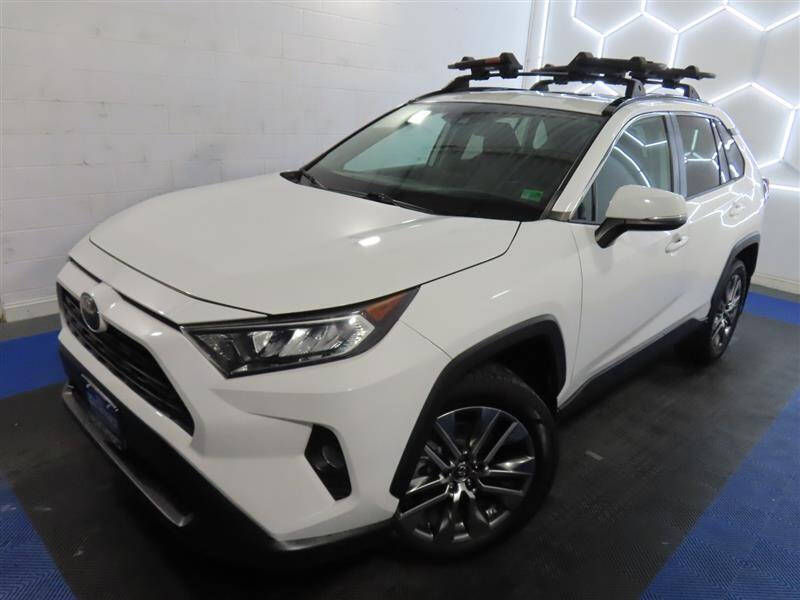 2019 Toyota RAV4 XLE Premium