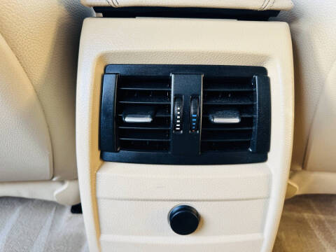 2014 BMW 3 Series 320i