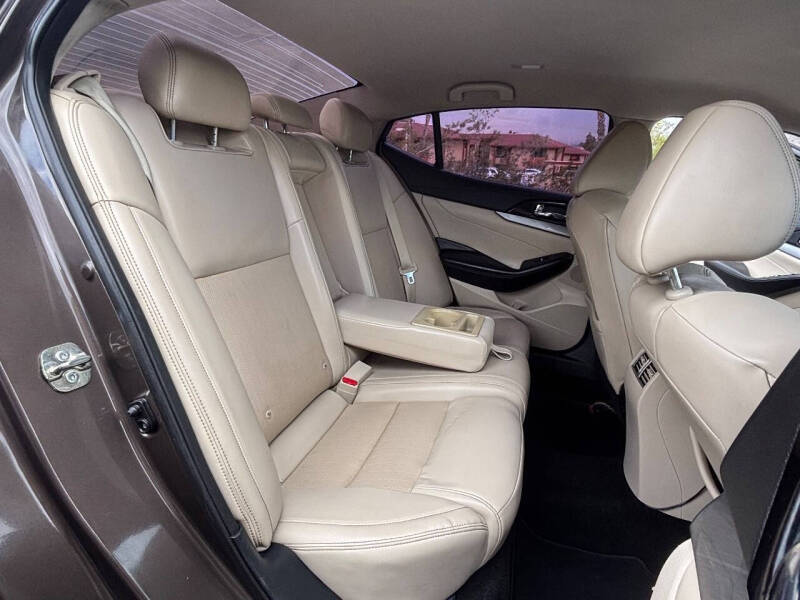 2017 Nissan Maxima 3.5 SV