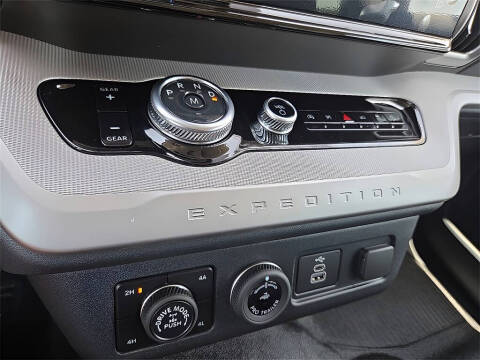 2025 Ford Expedition XL SSV