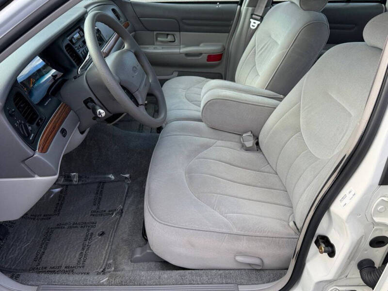 1997 Ford Crown Victoria