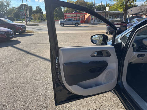 2020 Chrysler Pacifica Touring L