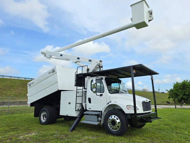 2020 Freightliner M2 106