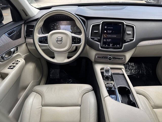 2022 Volvo XC90 Recharge T8 Inscription 6P