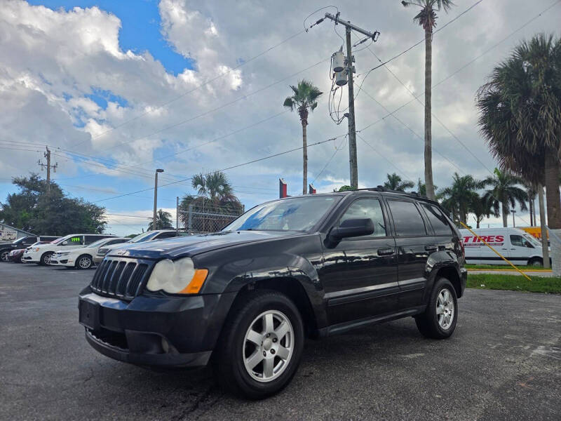 2009 Jeep Grand Cherokee Laredo's photo