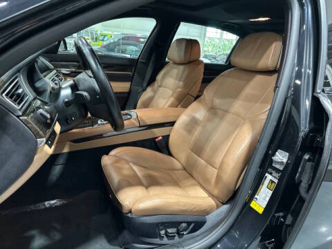 2012 BMW 7 Series