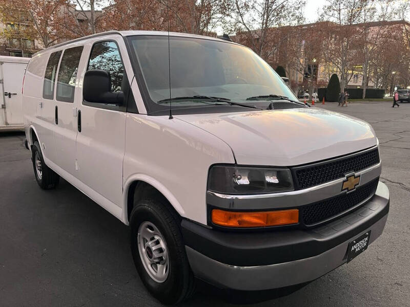 2024 Chevrolet Express 2500