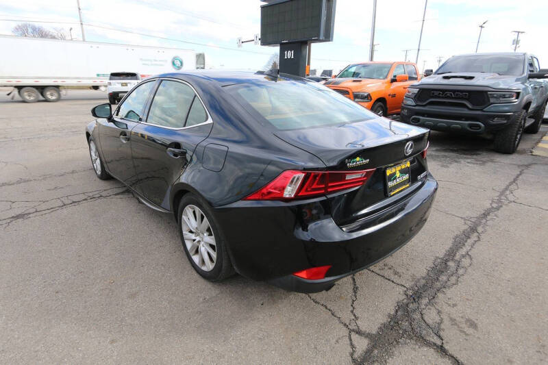 2016 Lexus IS 200t