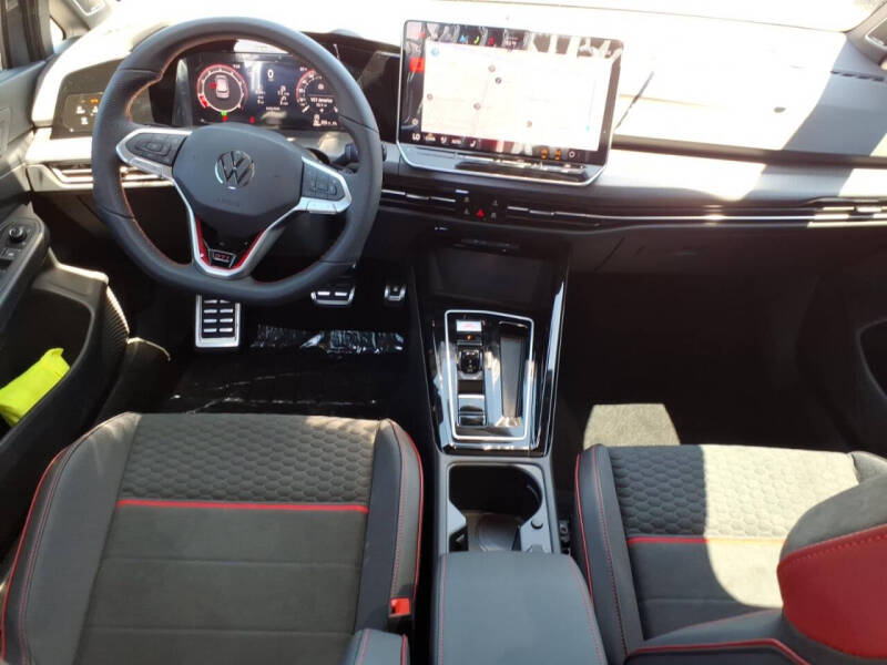 2026 Volkswagen Golf GTI SE