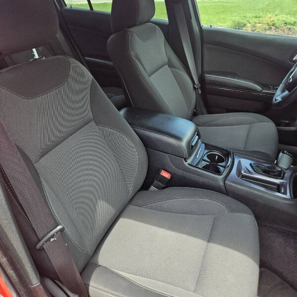 2017 Dodge Charger SE
