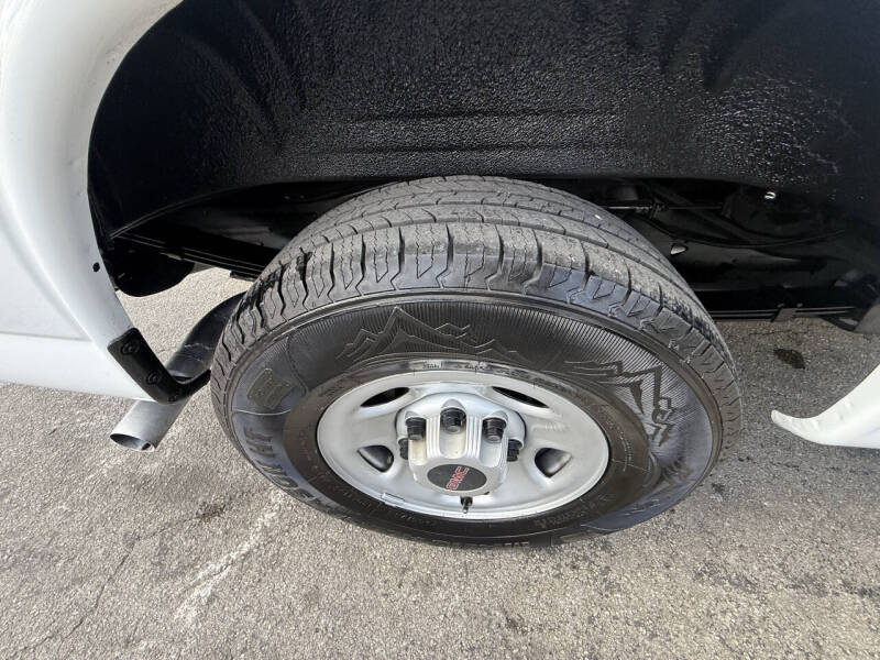 2018 GMC Savana 2500