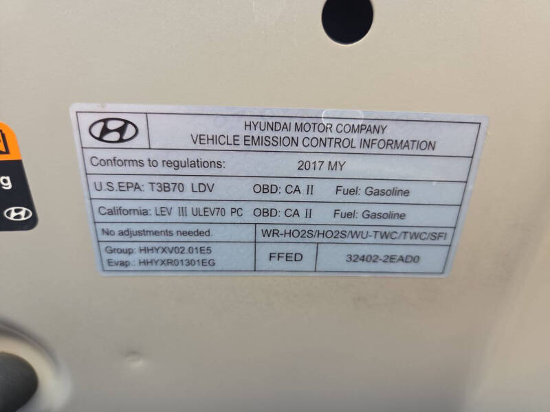 2017 Hyundai Elantra SE