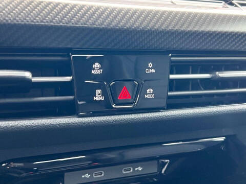 2023 Volkswagen Golf R 20th Anniversary Edition