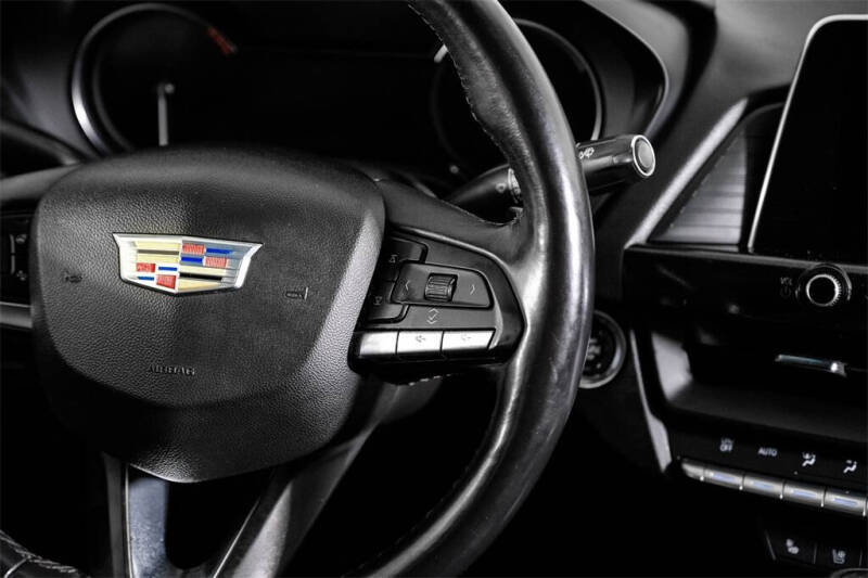 2023 Cadillac CT4 Premium Luxury