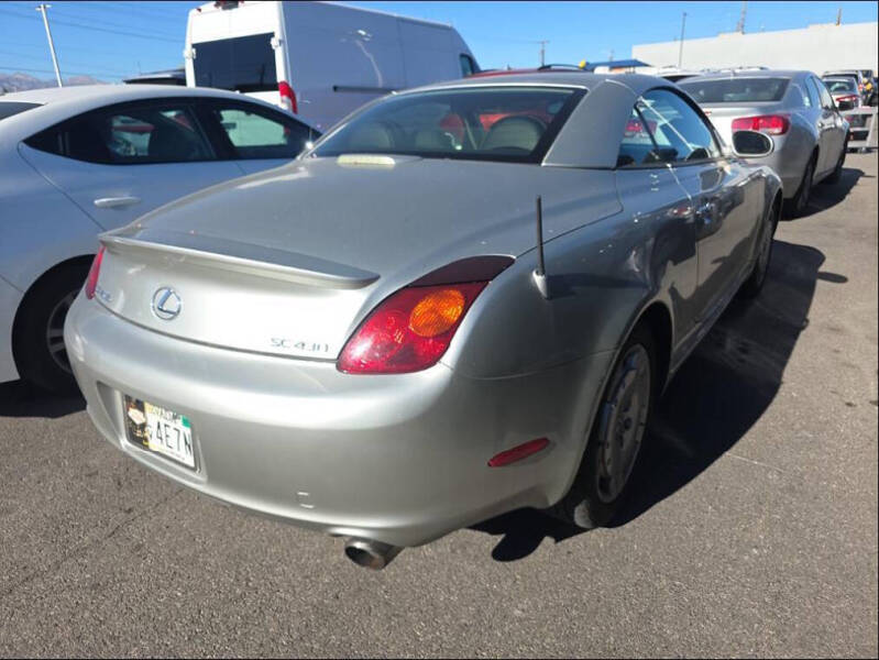 2003 Lexus SC 430