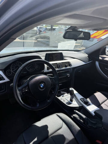2014 BMW 3 Series 320i