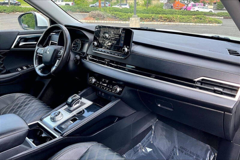 2022 Mitsubishi Outlander SEL Special Edition