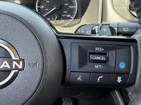 2022 Nissan Rogue SL