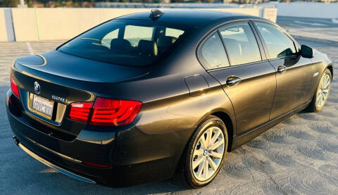 2011 BMW 5 Series 528i
