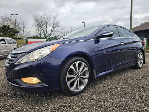 2014 Hyundai Sonata for sale at CarNation Auto Group in Alliance OH